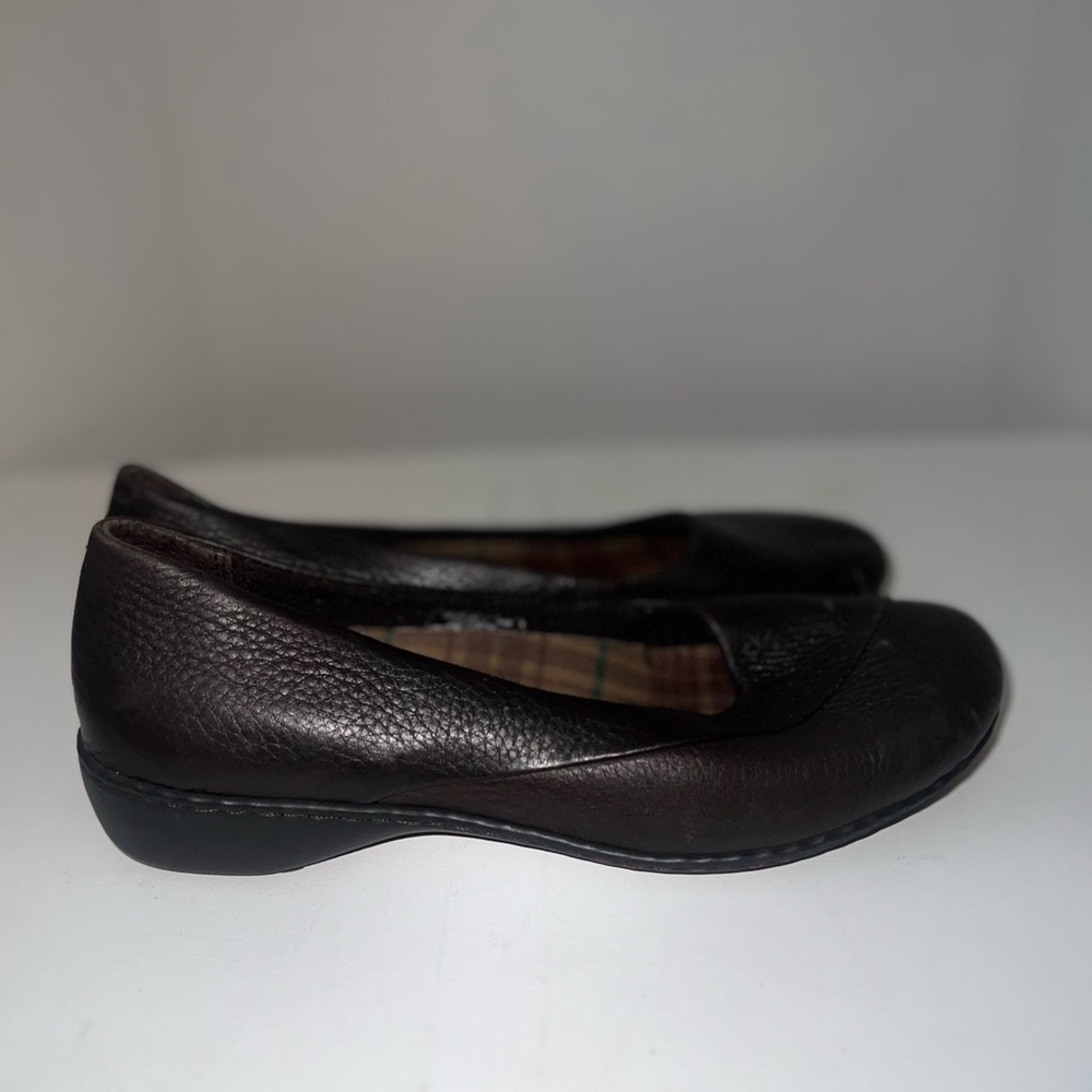Eastland Women's Brown Leather Flats size 9
